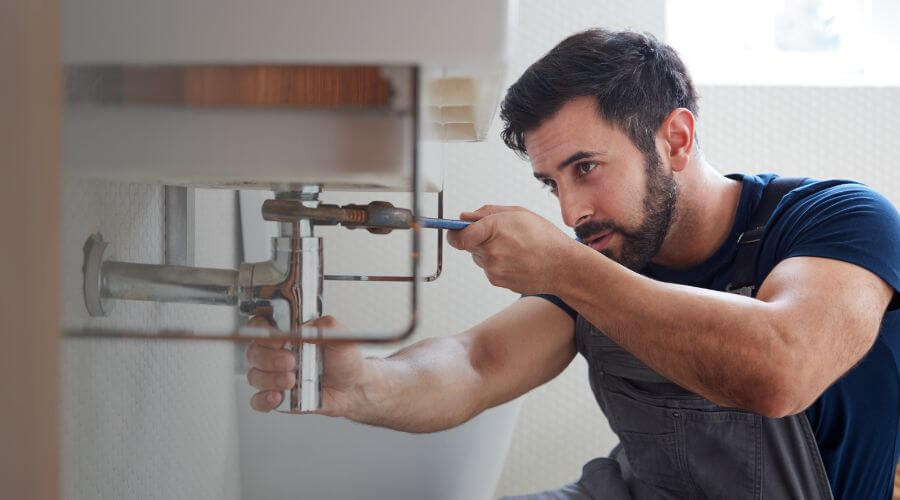 Faucet cartridge replacement in Cedarville, AR